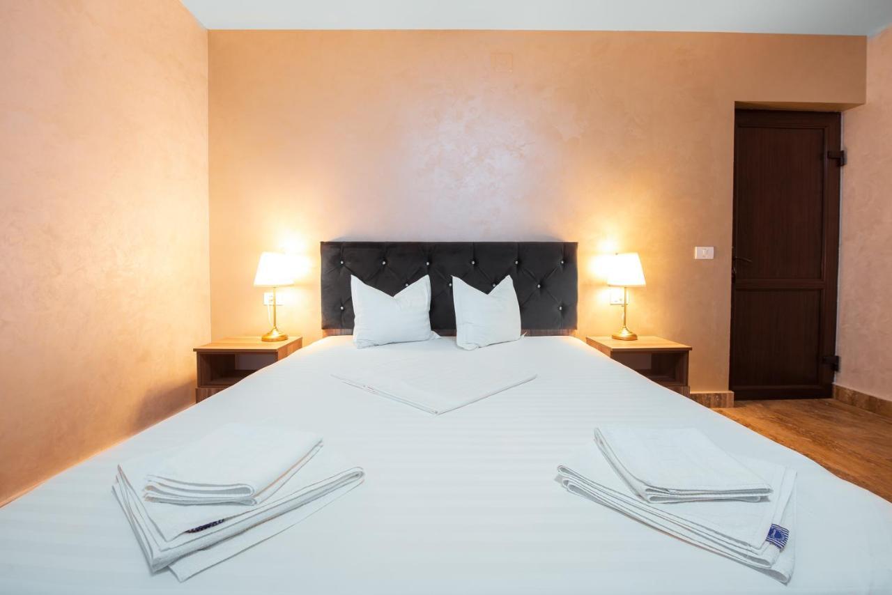 La Dudu Hotell Vama Veche Exteriör bild