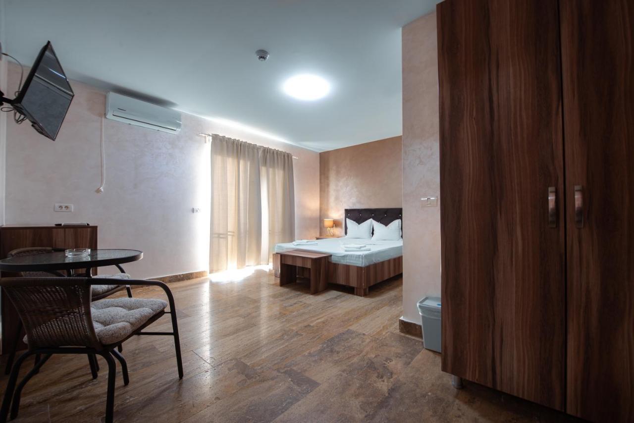 La Dudu Hotell Vama Veche Exteriör bild