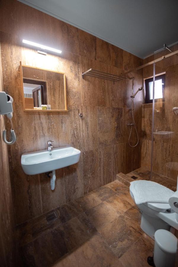 La Dudu Hotell Vama Veche Exteriör bild