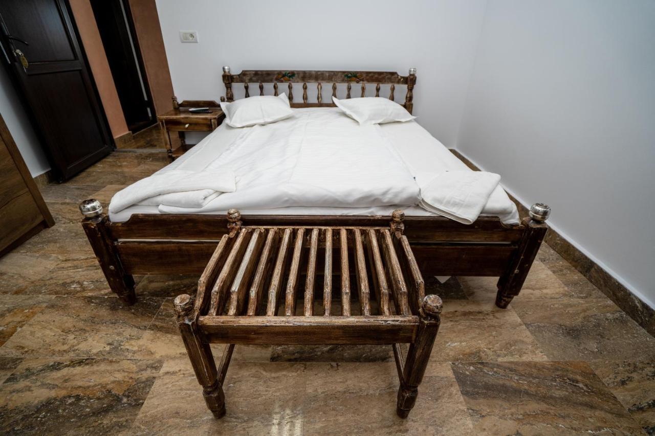 La Dudu Hotell Vama Veche Exteriör bild